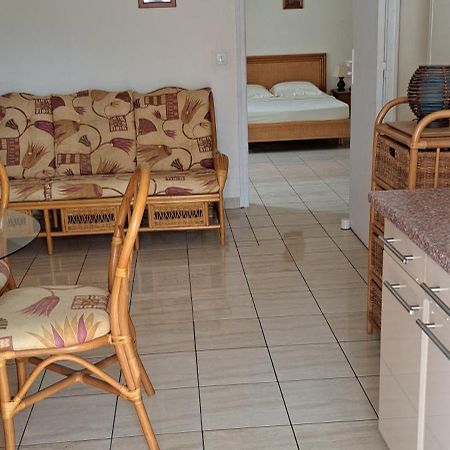 Deux pièces spacieux à Baie Mahault Extérieur photo